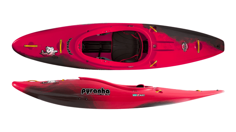 ripper pyranha le playboat par excellence playboat et maintenat le bateau de kayak cross Service de location de kayak